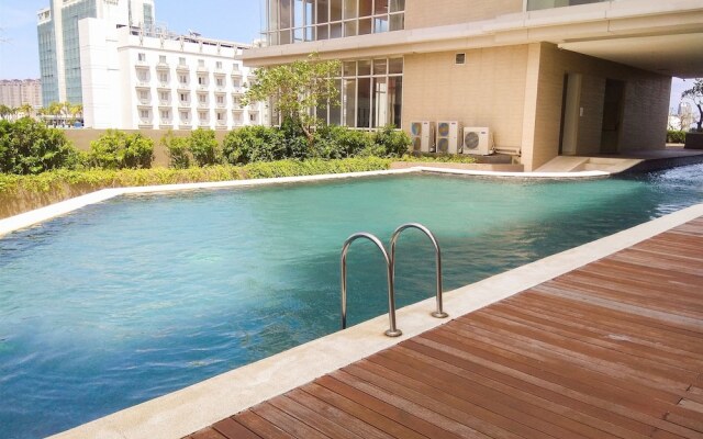 Exclusive 2BR Apartment at Elpis Residence