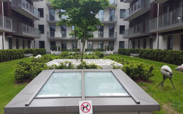 Platinum Apartment by PLA