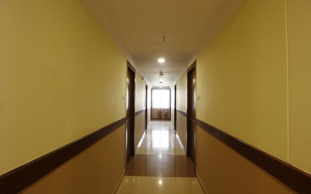OYO Flagship 27863 Sri Sai Regency