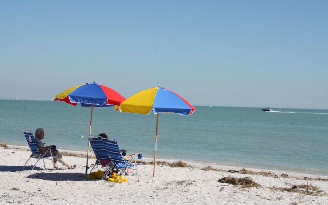 Ocean's Reach Condominiums