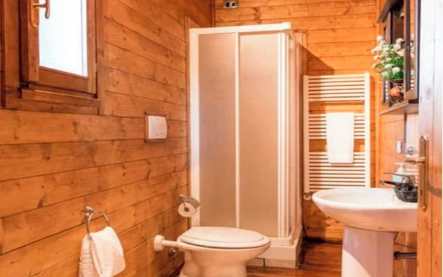 Bungalow With Garden in the Countryside of Rome