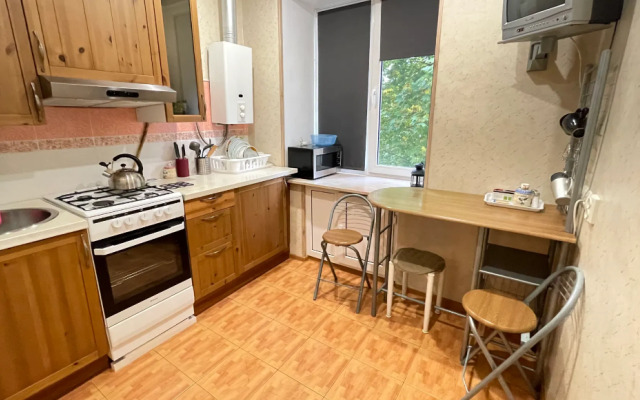 Апартаменты на проспекте Октября 122/1