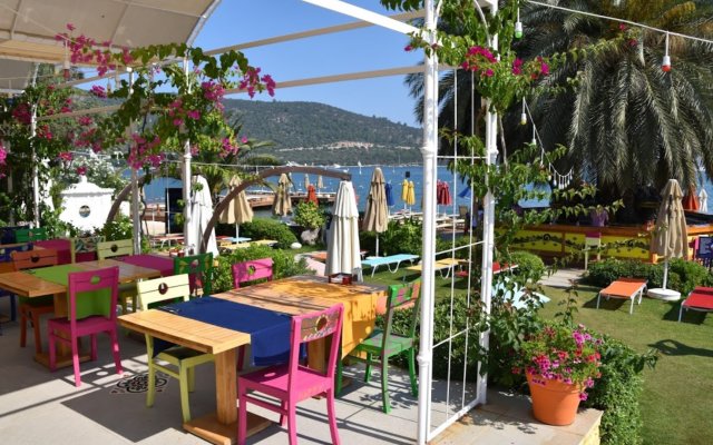 Toka Bodrum Hotel & Beach Club