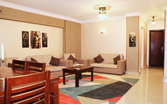 Golden Charming 3-bed Apartment in Cairo