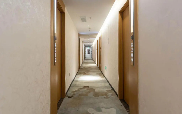 James Joyce Coffetel Hotel Beijing Desheng store