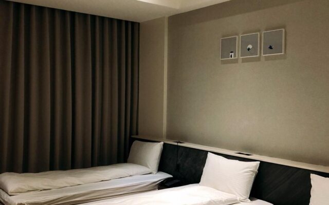 Hsin Hotel