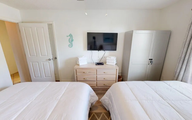 Grand Caribbean East 101 2 Bedroom Condo