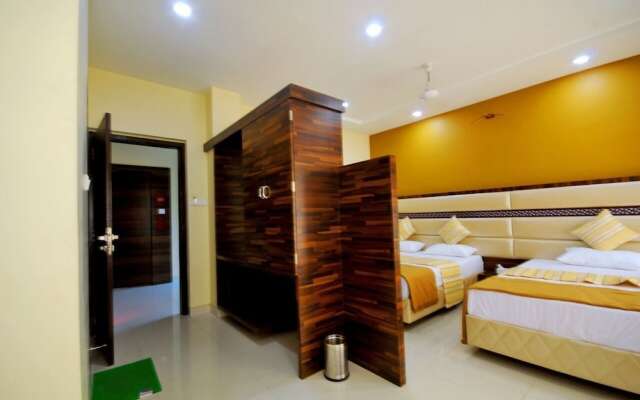 Hotel White House