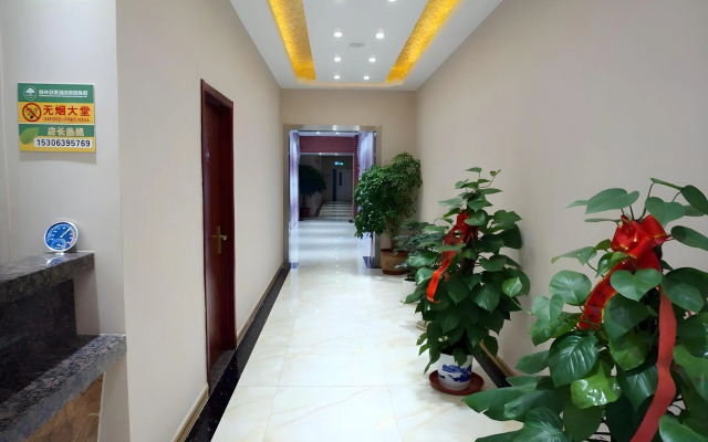 GreenTree Inn Qingdao Development District SDUST Express Hotel