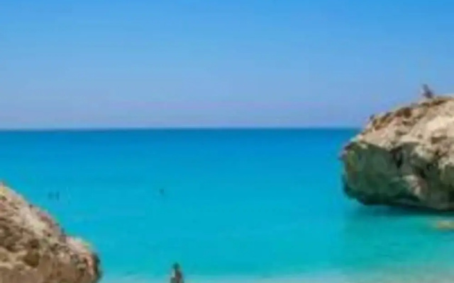 Eolos Apartments With Private Parking