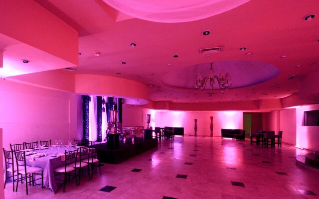 iStay Hotel Ciudad Victoria