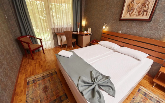 Leonardo Hotel