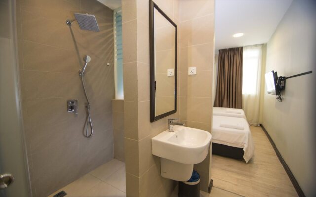 Pantai Inn