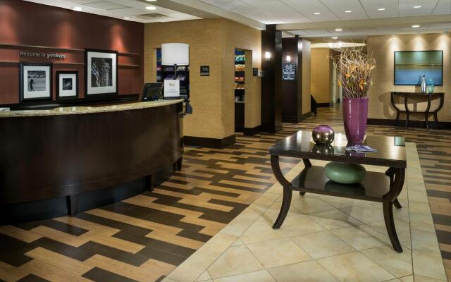 Hampton Inn & Suites Yonkers