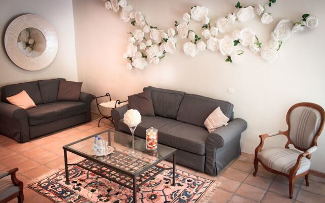 Les Carmes and spa
