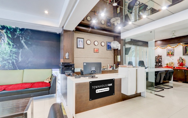 Hotel Flora Inn – Lobby – Nagpur