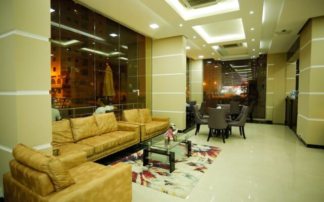 Alpha Suites Hotel