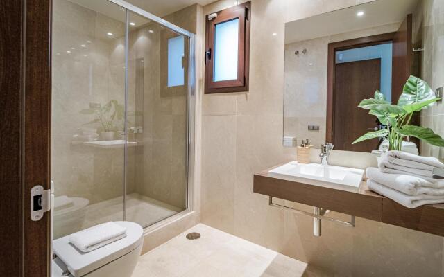 MDB19 - Penthouse near Puerto Banus. Families only