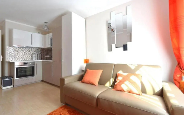 Orange Studio Paris Disneyland