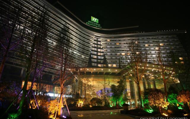 Holiday Inn Chengdu Century City - East Tower, an IHG Hotel