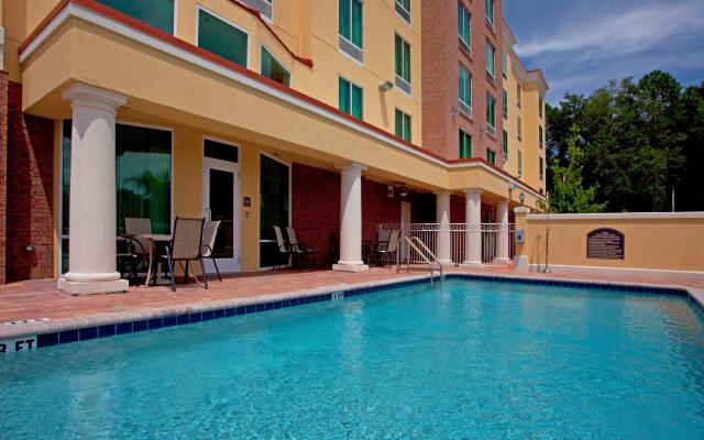 Holiday Inn Express & Suites Chaffee-Jacksonville West, an IHG Hotel