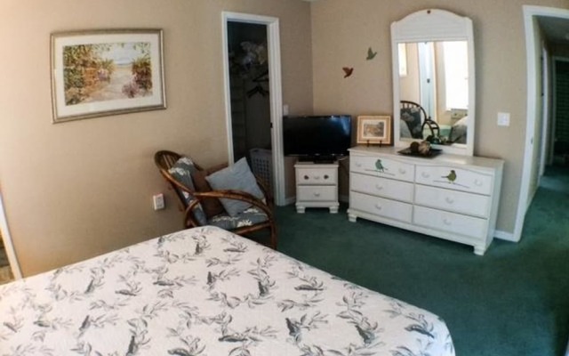 Rebecca 1377 Apartment 4 Bedroom