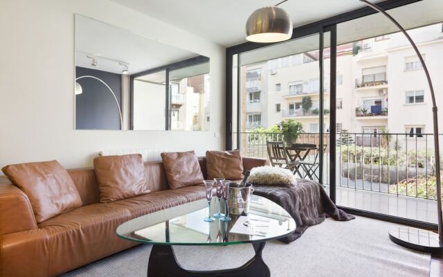 My Space Barcelona Executive Apartments Center
