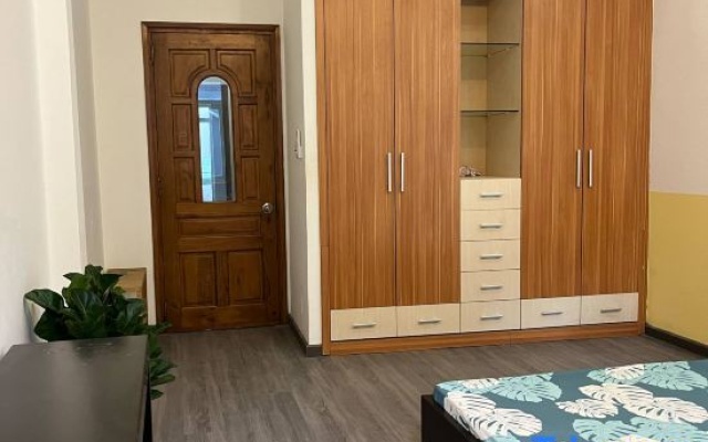 COZYHouse_Max12People_1km to Bui Vien – Guest Rooms – Ho Chi Minh City