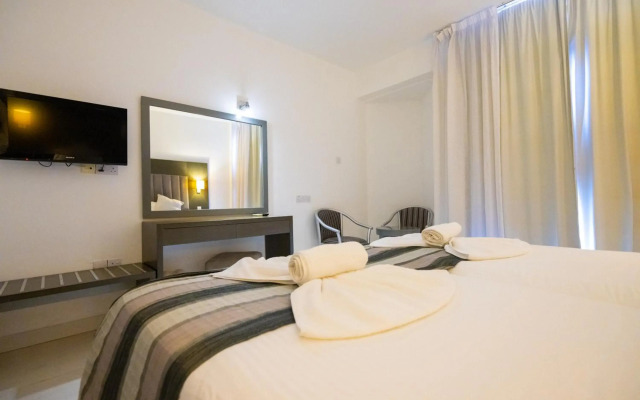 Napa Jay Hotel