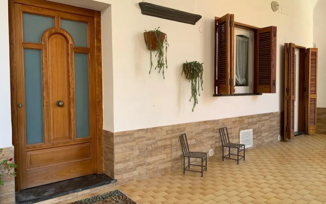 Annygiò House - De Vivo Realty