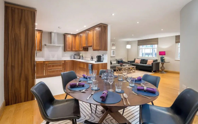 Elegant house near Regent's Park