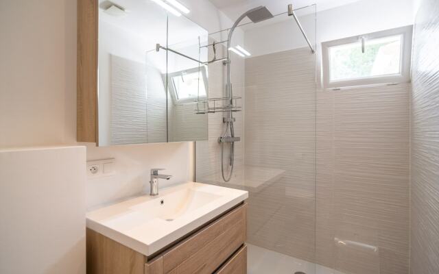 Comfy Villa in Pouzols-minervois With Private Pool