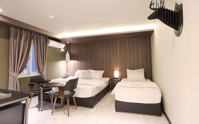 Hotel Idea Gupo