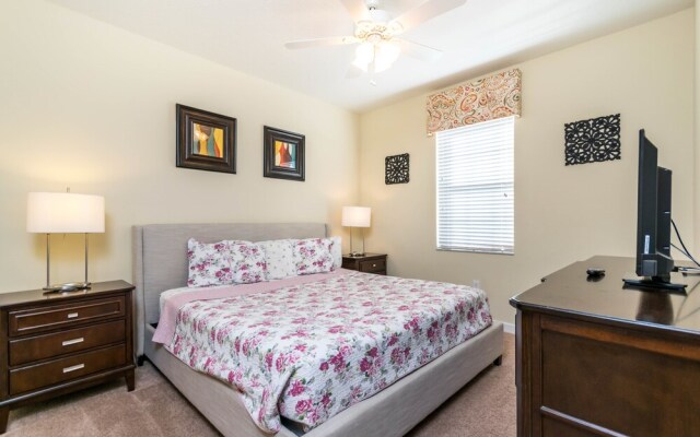 1428 Moonvalley Drive