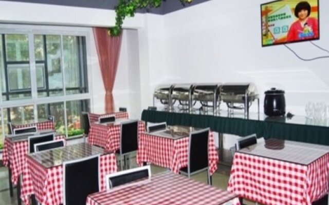 GreenTree Inn ZiBo LiuQuan Road Wal-Mart Square Express Hotel