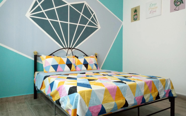 Icolor Home Stay Ch5 – Guest Rooms – Brinchang