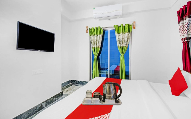 OYO 87562 Amar Raj Vista