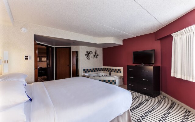 Delta Hotels by Marriott Fargo