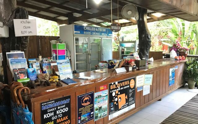 Aow Noi Resort