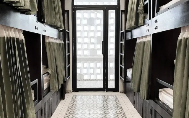 Aborest Tropical Hostel