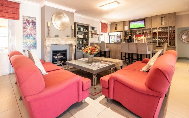 Sentinel Luxury Suite Hotel