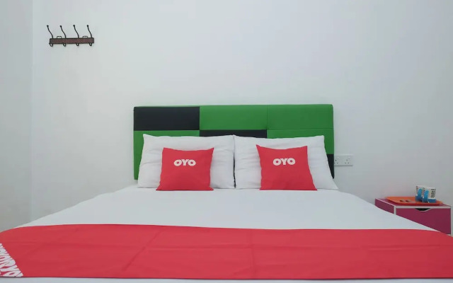 OYO 90005 DC Villa Guest House