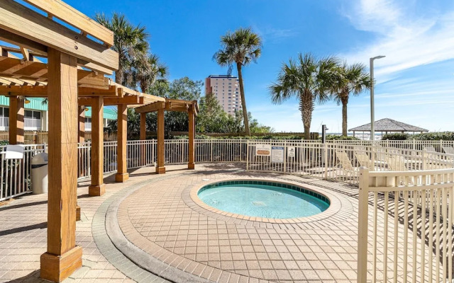 Pelican Beach 1811 1 Bedroom Condo by RedAwning