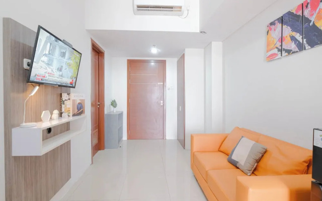 Warm And Comfy 2Br Apartment At Vittoria Residence