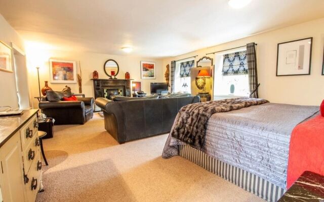 The Tankerville Arms