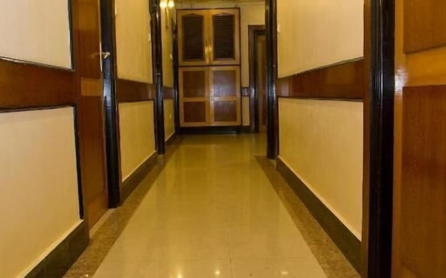 Hotel White House