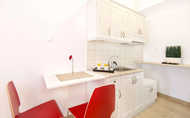 Lindos Harmony Suites