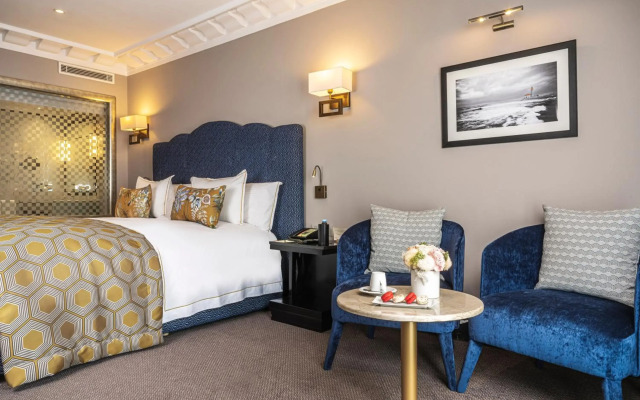 Le Casablanca Hotel