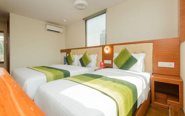 OYO 11721 Hotel Aromas