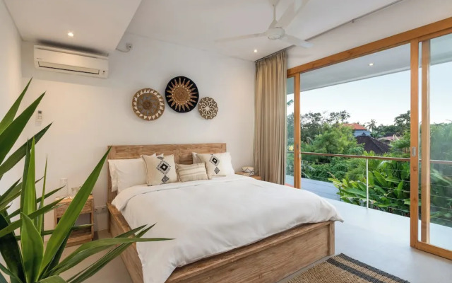 Villa Manusa by Villa Finder
